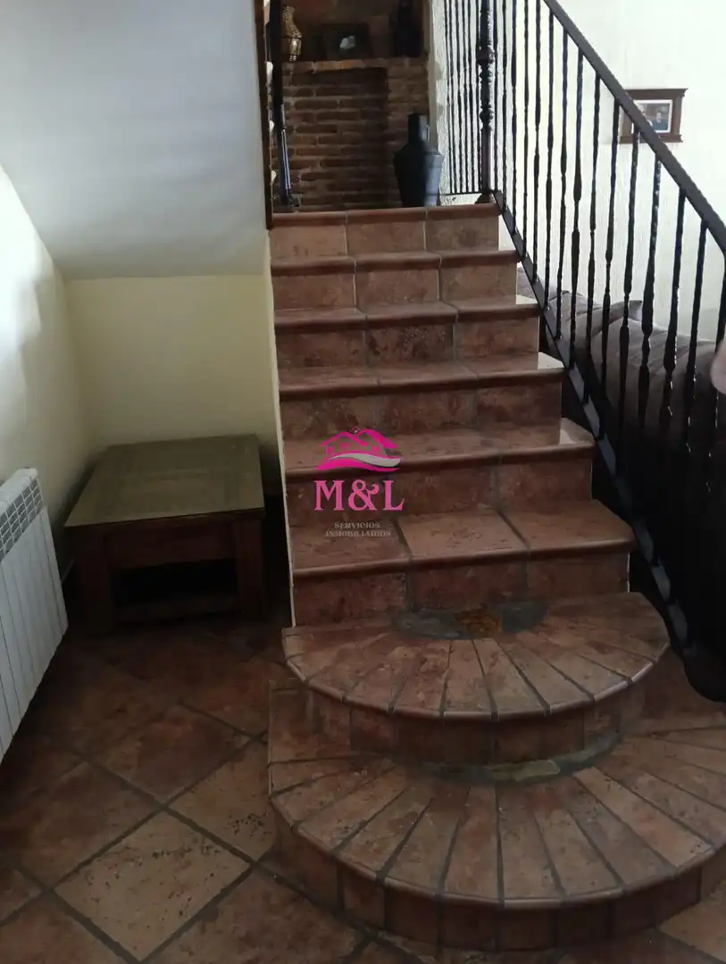 Houses for sale in Esparragalejo  with Air Conditioner, Heating and Terrace