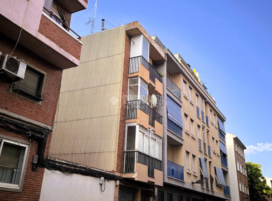 Exterior view of Flat for sale in  Zaragoza Capital  with Terrace and Balcony