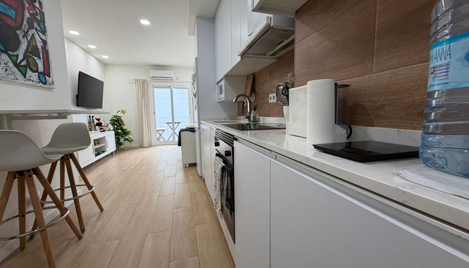 Foto 1 de Pis en venda a Carrer D'àngel Guimerà, 64, Sant Crist, Barcelona