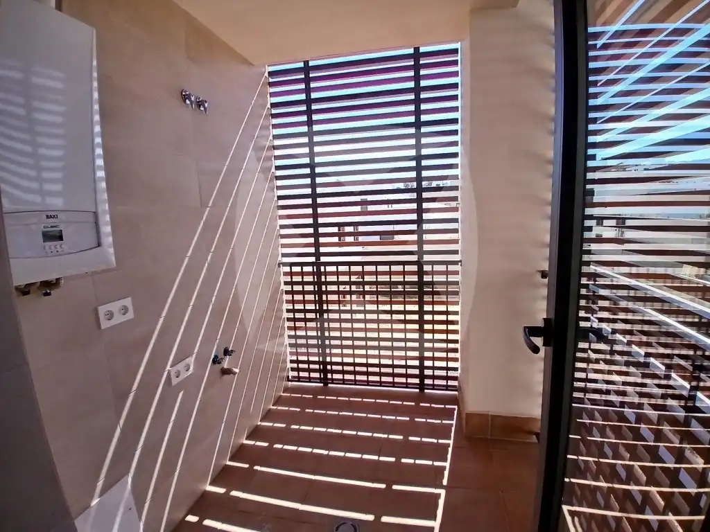 Terrasse von Wohnung zur Miete in Badajoz mit Klimaanlage, Privatgarten und Terrasse