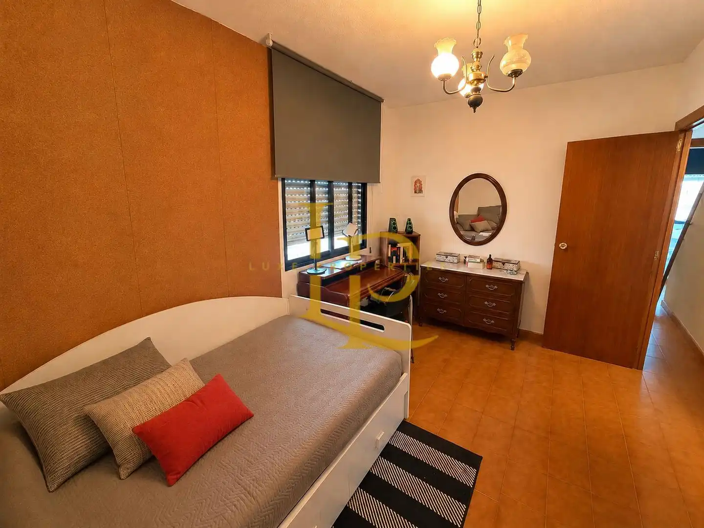 Habitación de Piso en venta en Trijueque con Calefacción, Horno y Balcón