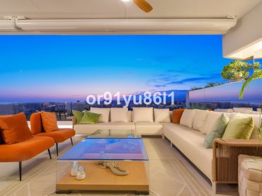 Apartamento con piscina en venta en Milla de Oro
