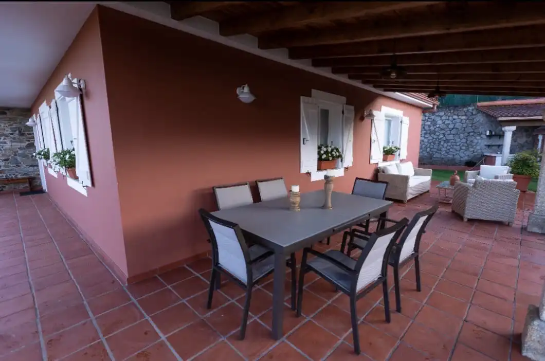 Terrassa de Casa o xalet en venda en Abegondo amb Jardí privat, Terrassa i Traster