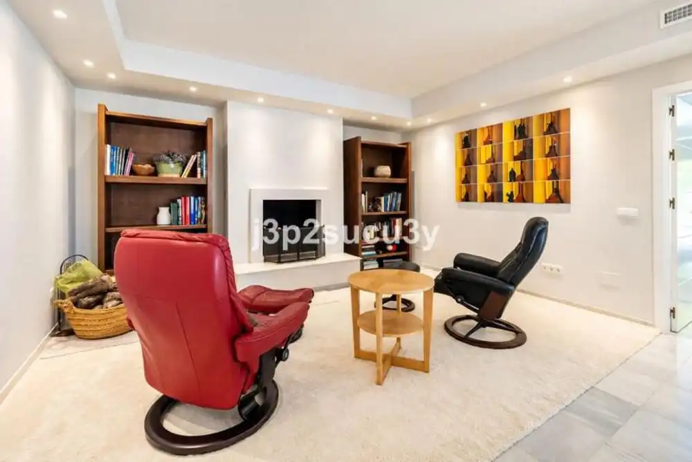 Sala d'estar de Casa o xalet de lloguer en Marbella amb Aire condicionat, Jardí privat i Terrassa