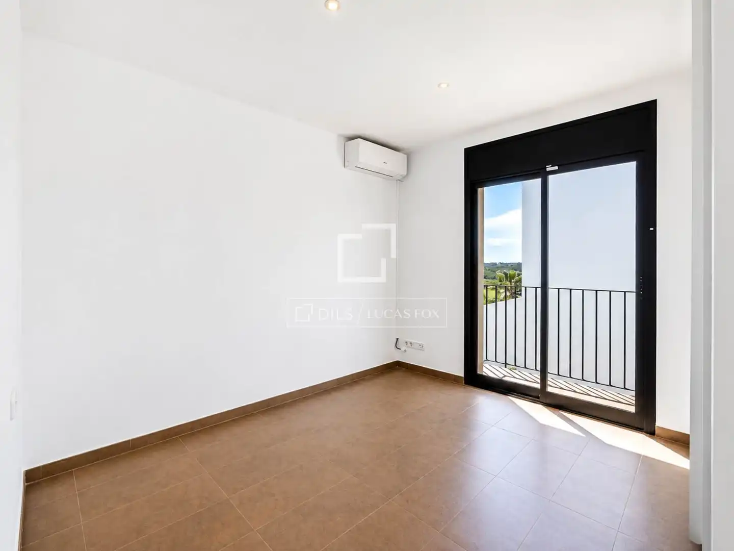Villa avec piscine à vendre à Vallpineda - Santa Bárbara, imagen 24