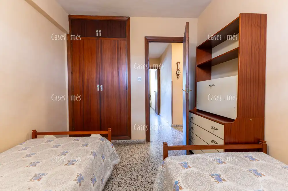 Habitación de Apartamento en venta en La Pobla de Farnals con Terraza, Amueblado y Piscina comunitaria