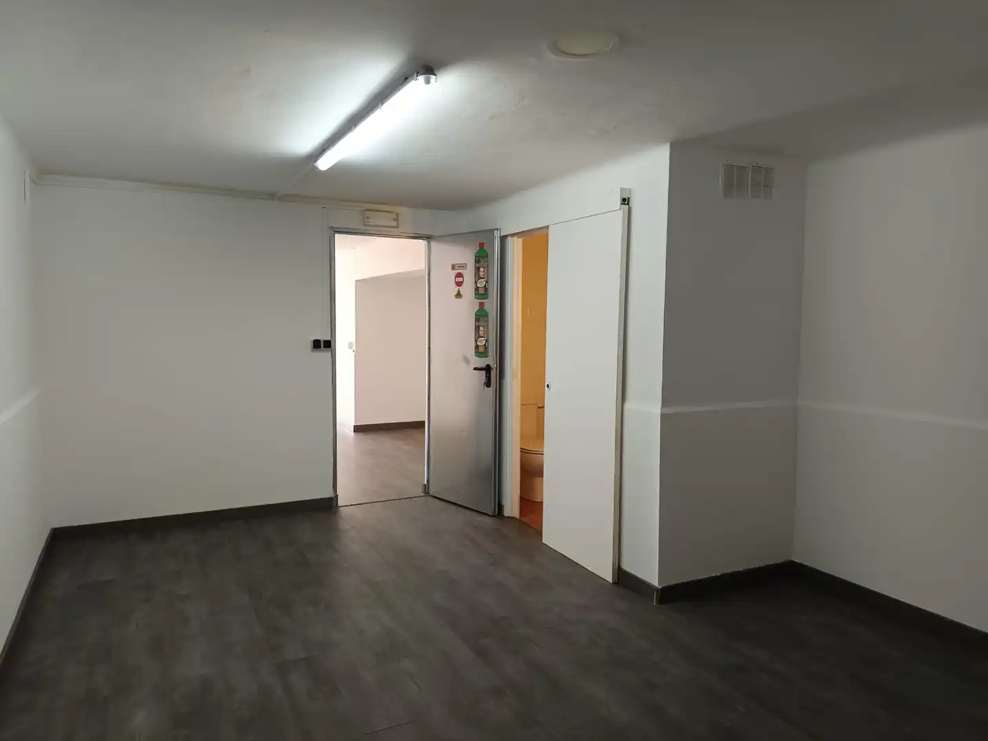 Business premises for sale in Carrer Empar Nadal 14, imagen 8
