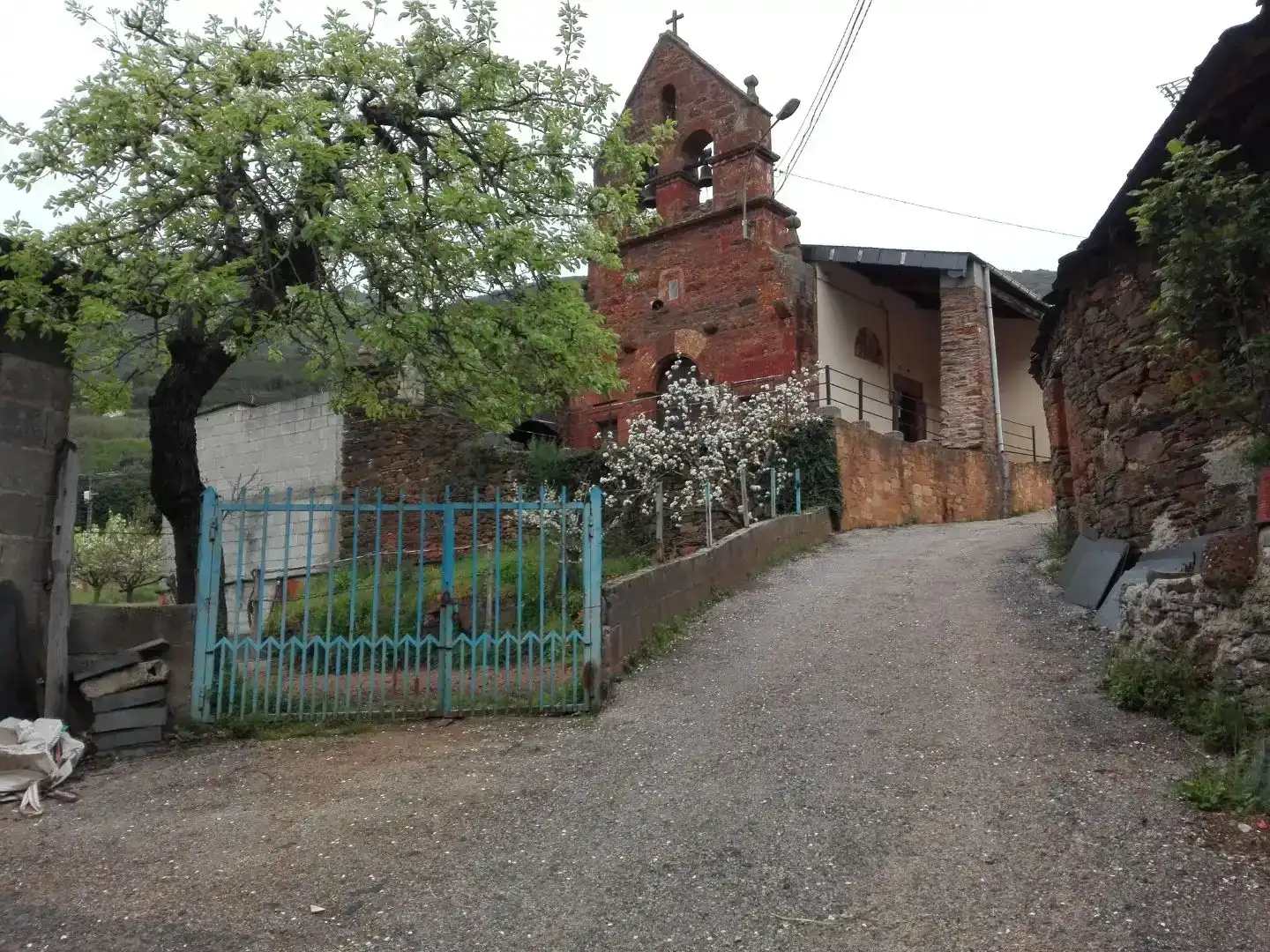 Vista exterior de Piso en venta en Puente de Domingo Flórez
