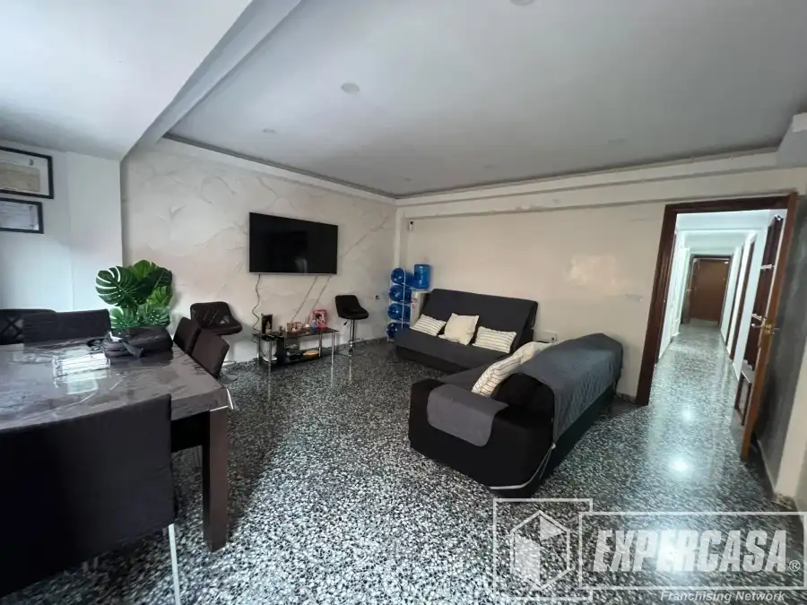 Flat with lift for sale in Alaquàs, imagen 4