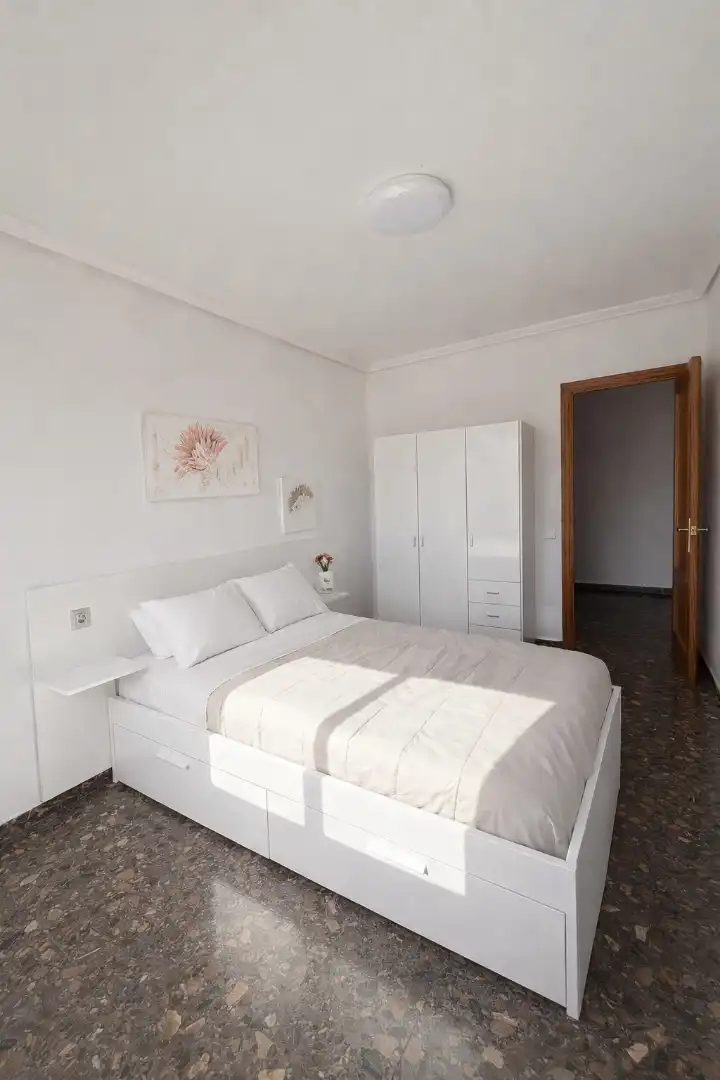 Bedroom of Flat for sale in Murcia  with Air Conditioner, Furnished and Balcony