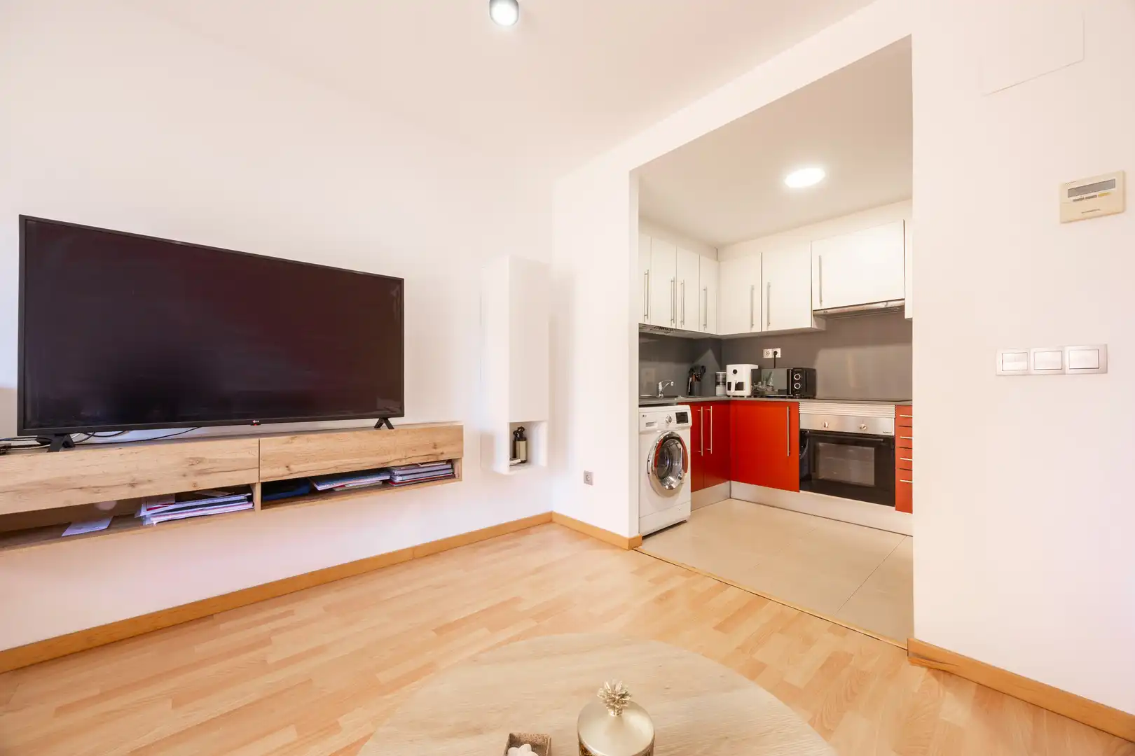 Living room of Flat for sale in Figueres  with Air Conditioner, Heating and Terrace