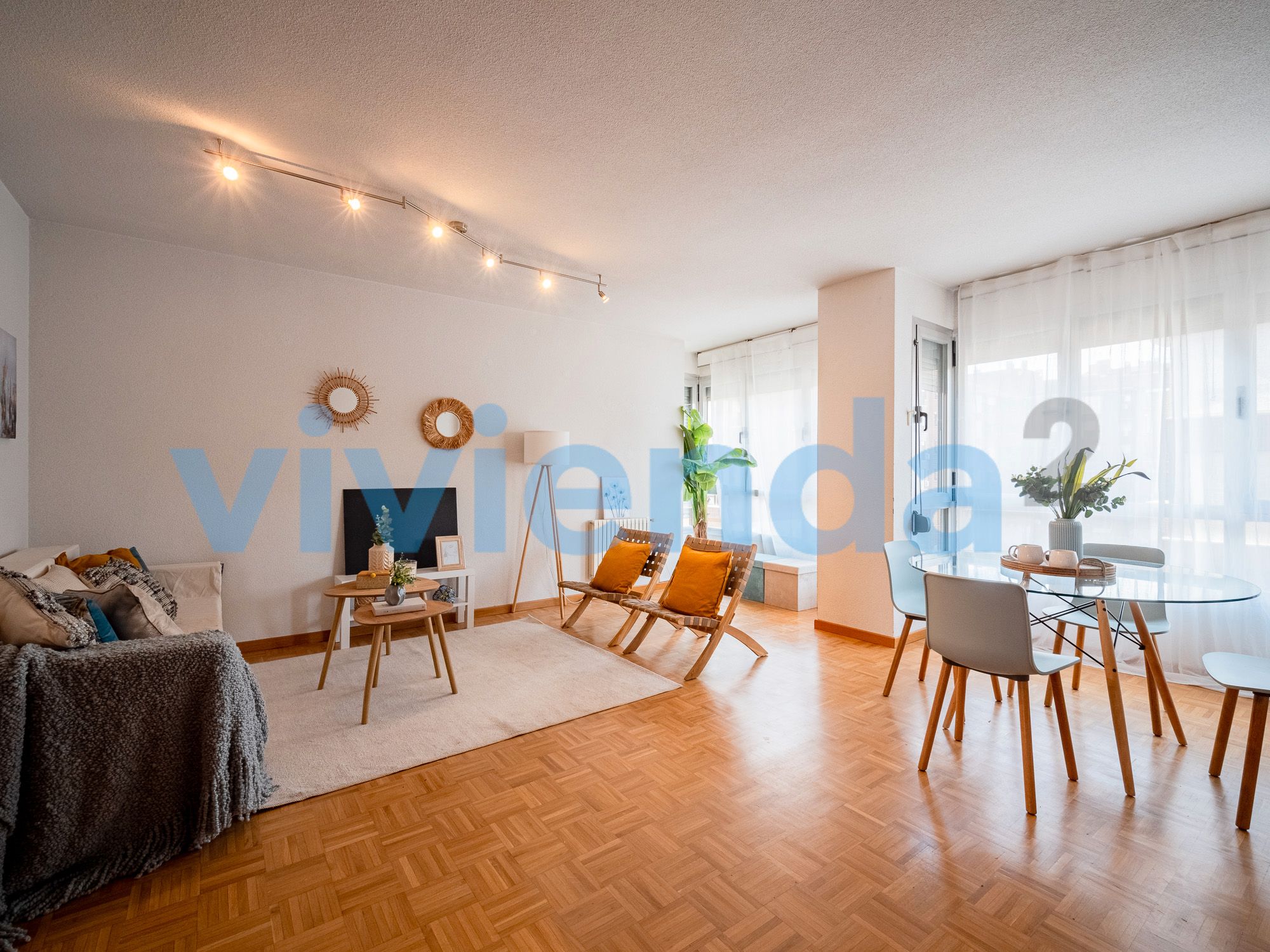 Living room of Flat for sale in  Madrid Capital  with Heating, Terrace and Storage room