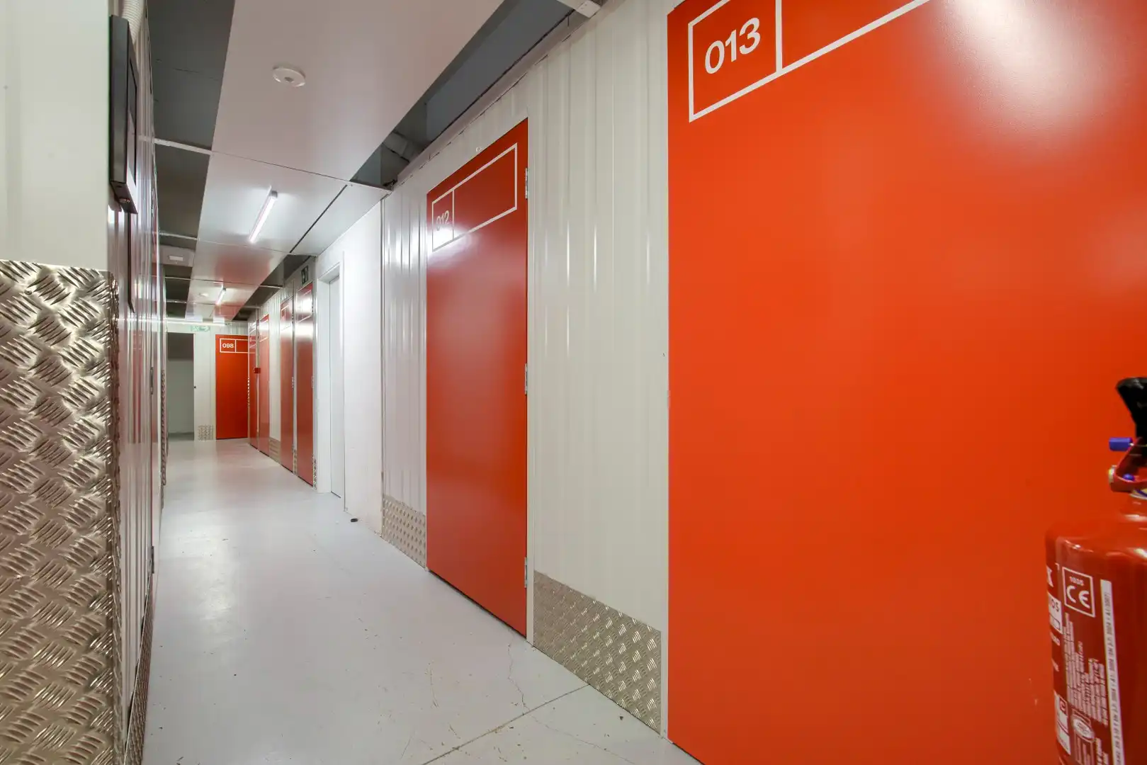 Storage room for rent in Madrid  with Alarm