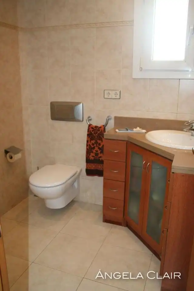 Bathroom of Flat for rent in Sitges  with Air Conditioner, Heating and Parquet flooring