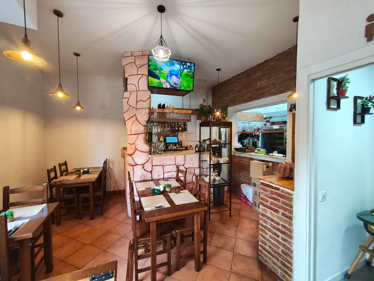 Business premises for transfer in Carrer de les Camèlies 75, imagen 7