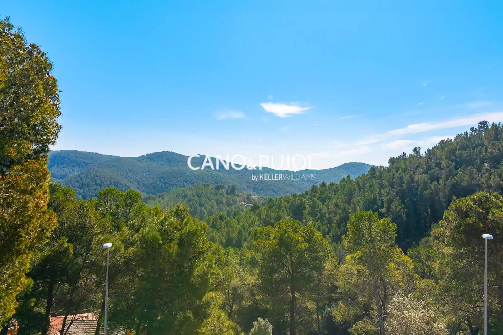 Casa o chalet en venta en Corbera de Llobregat con Calefacción, Terraza y Trastero
