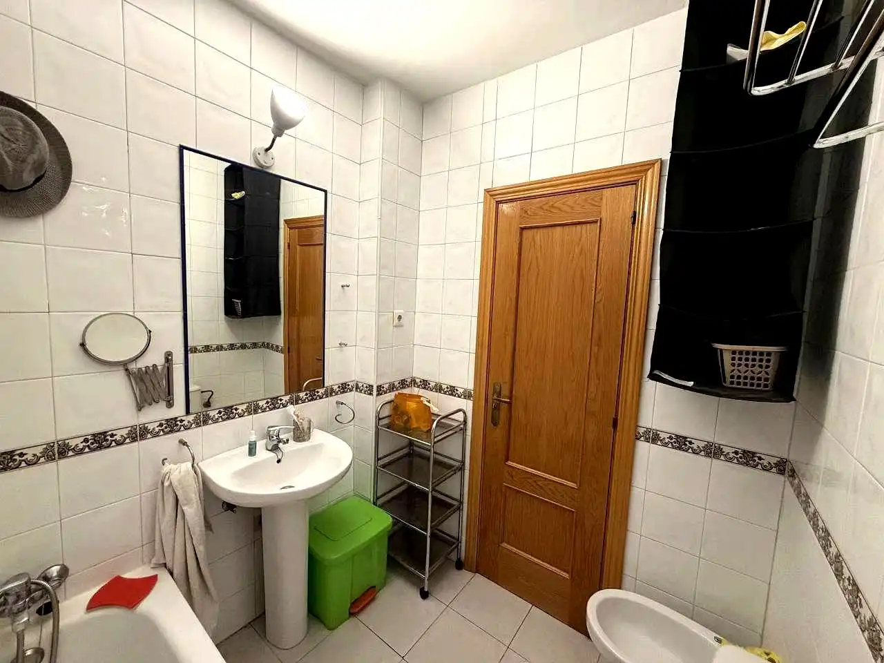 Baño de Piso de alquiler en Madrid con Aire acondicionado, Calefacción y Parquet
