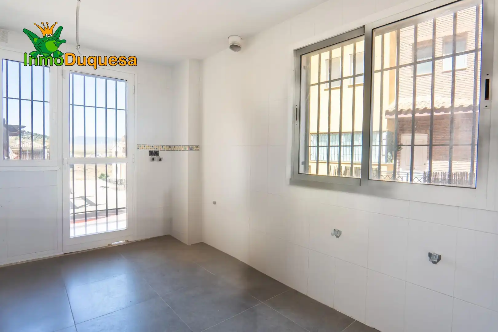 Houses for sale in Dílar  with Heating, Private garden and Terrace