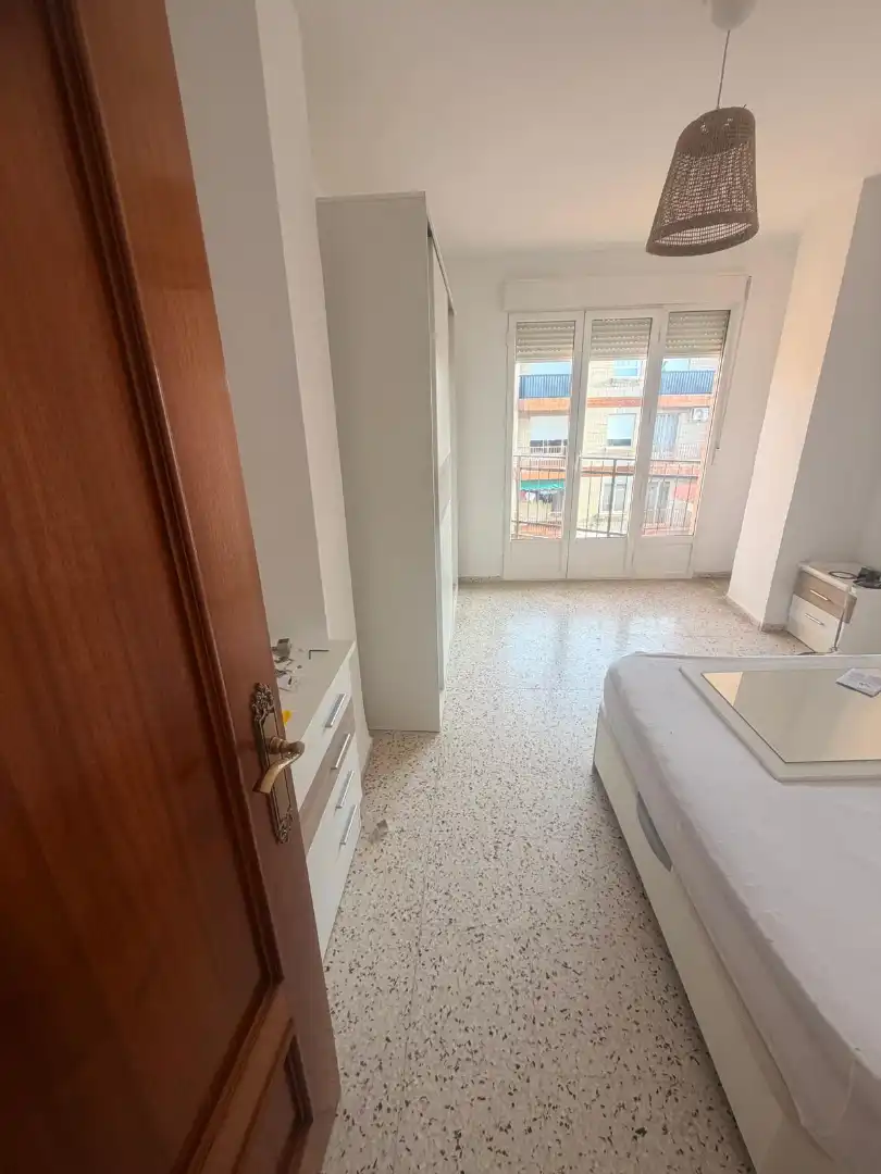 Bedroom of Flat for rent in Benalúa, Granada