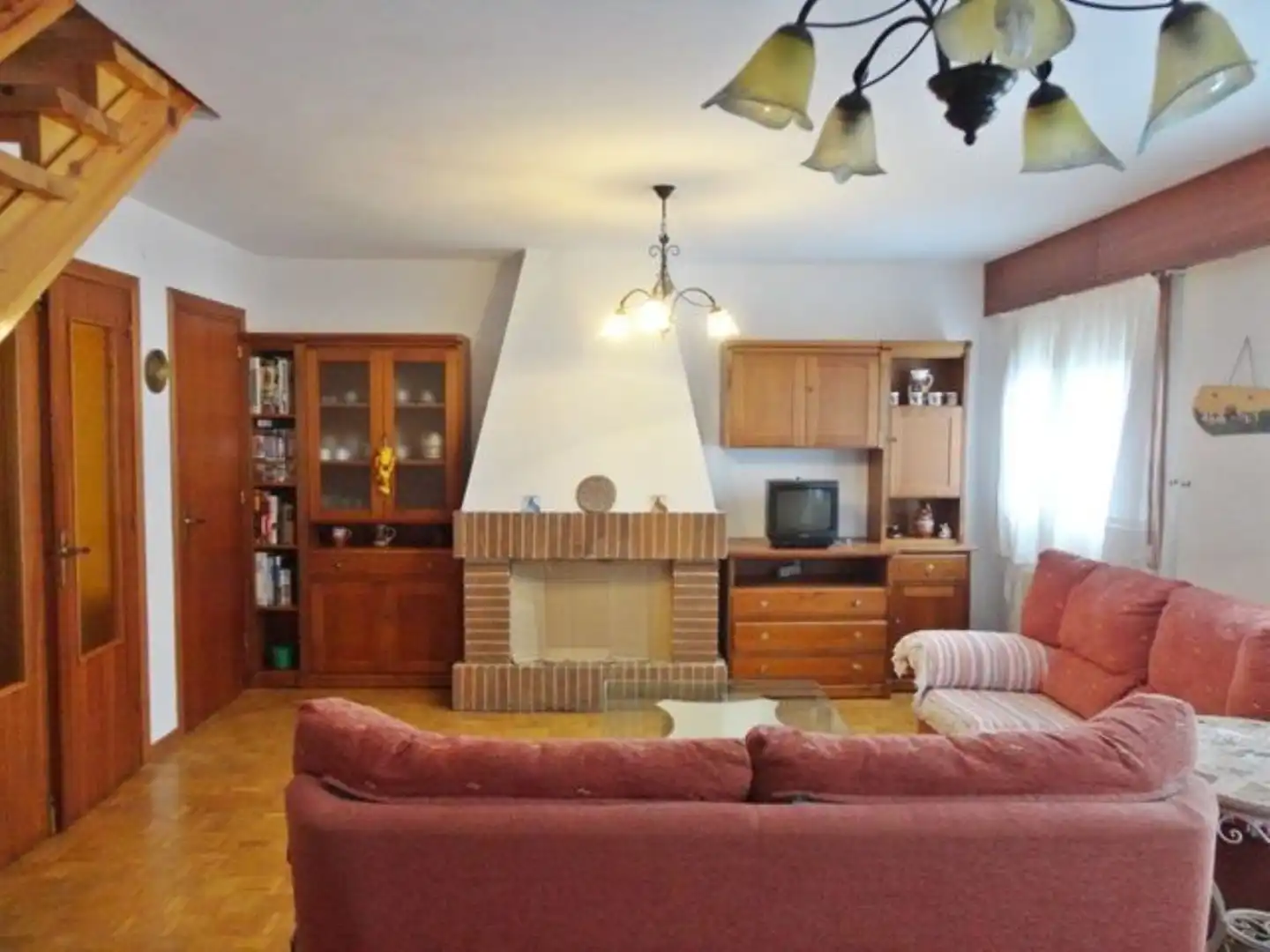 Living room of Houses for sale in Salas de los Infantes  with Heating and Private garden