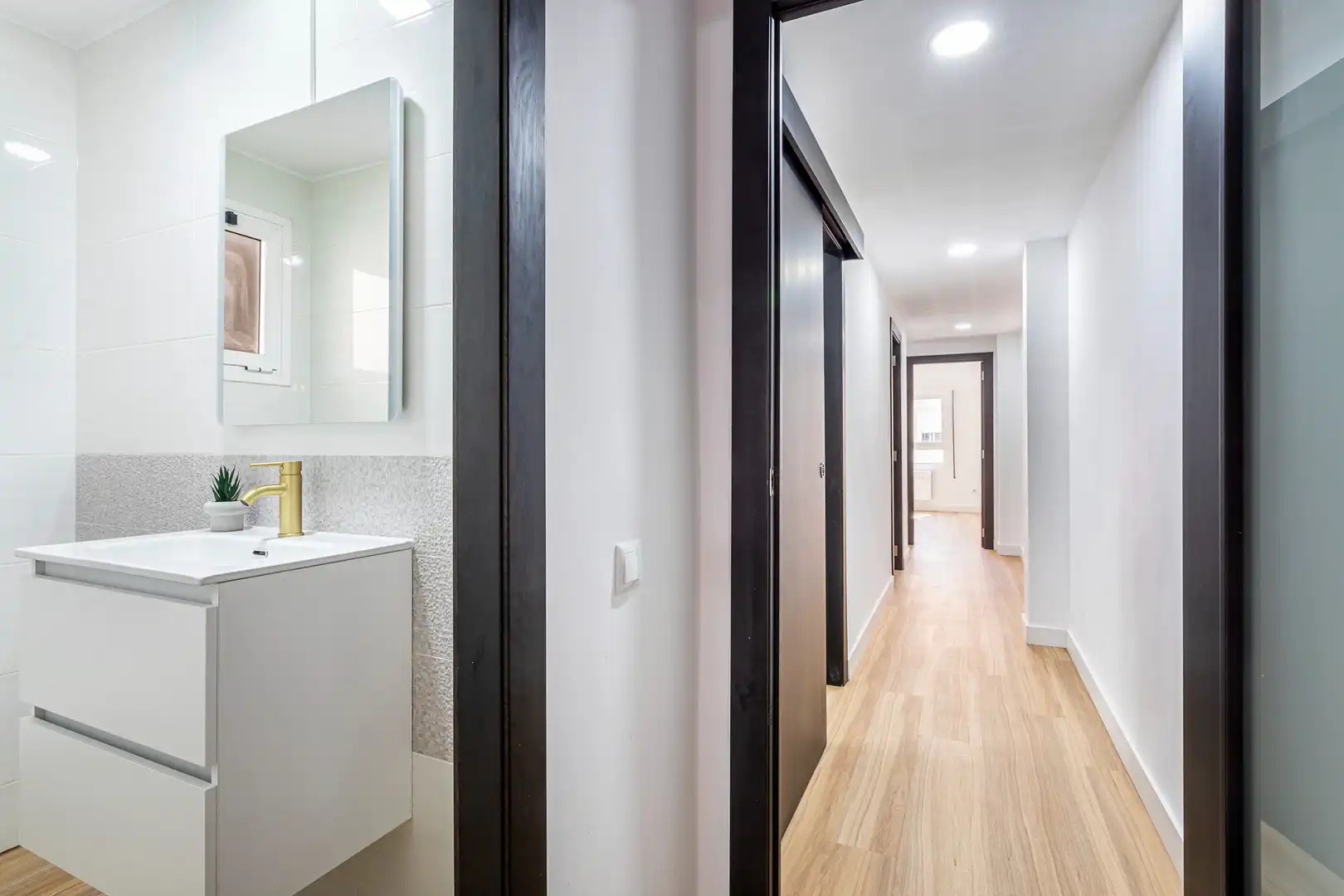 Piso con terraza en venta en Linares, imagen 30