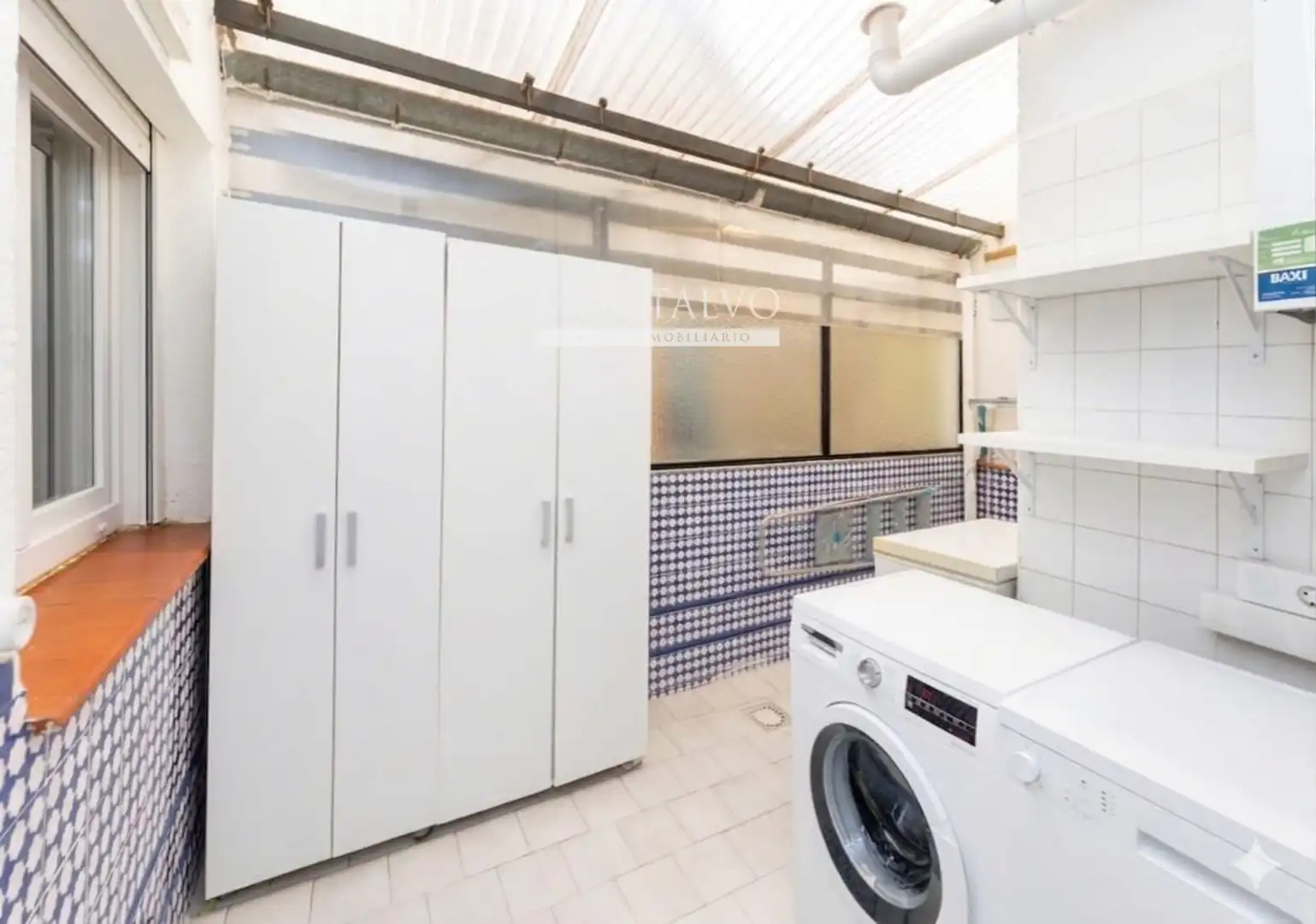 Wohnung zum Verkauf in La Zubia mit Klimaanlage