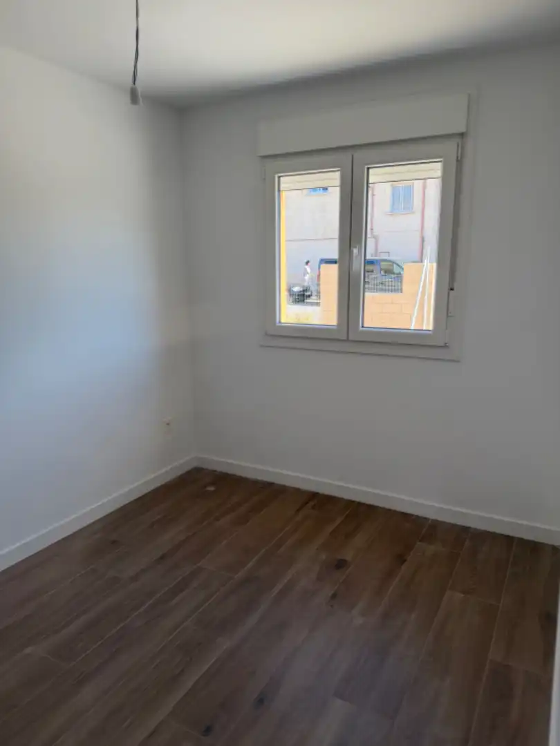 Habitación de Casa o chalet en venta en San Cristóbal de Segovia con Calefacción, Jardín privado y Parquet