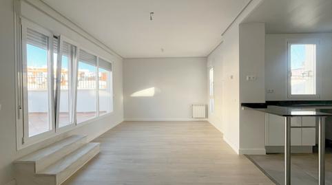 Photo 4 of Flat to rent in Calle de Cavanilles, 29, Pacífico, Madrid