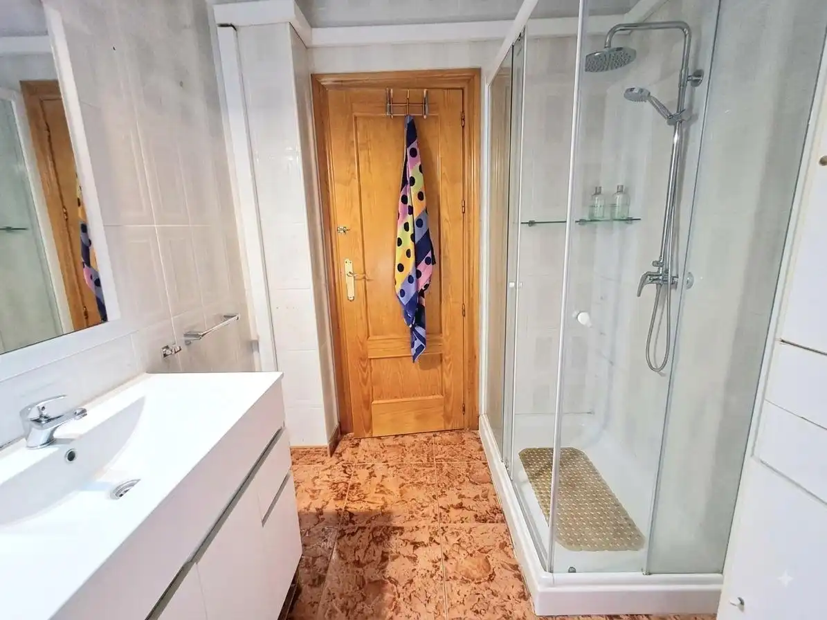 Baño de Piso en venta en Águilas con Aire acondicionado, Calefacción y Amueblado