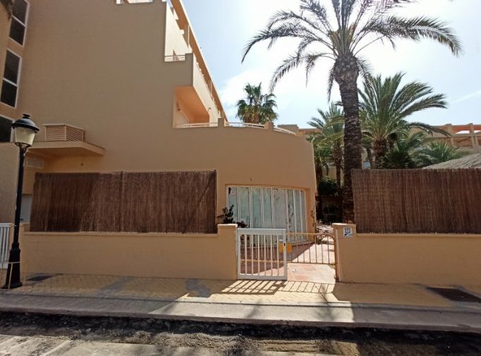 Vista exterior de Apartament en venda en Vera