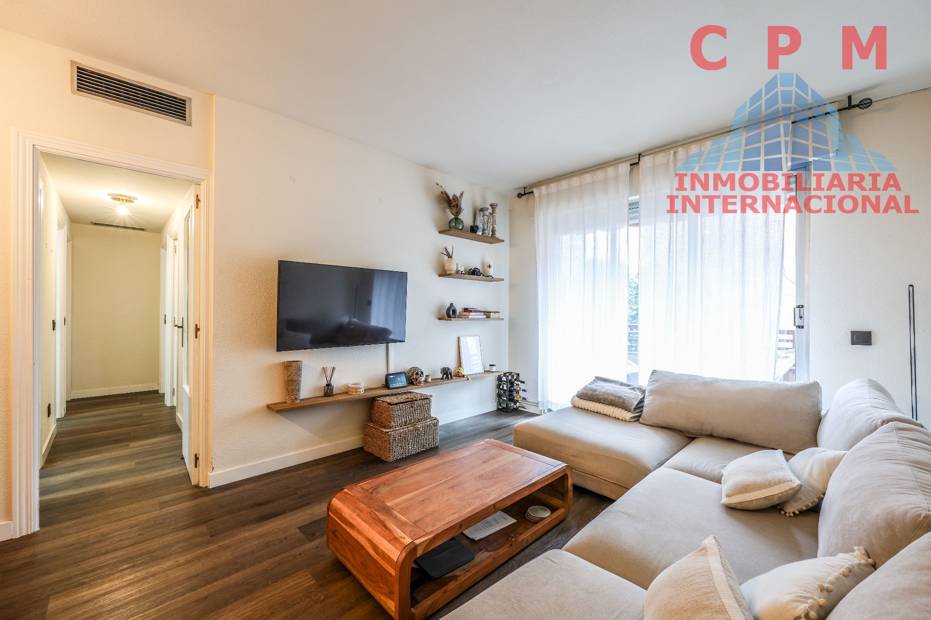 Sala d'estar de Pis de lloguer en  Madrid Capital amb Aire condicionat, Calefacció i Parquet