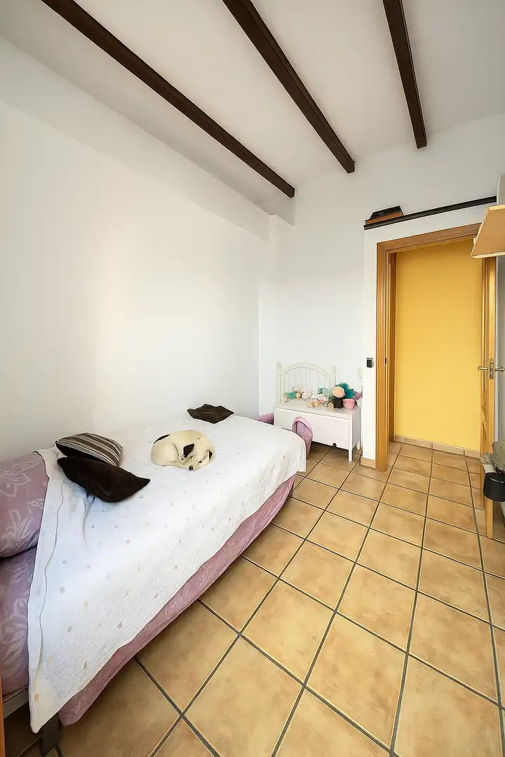 Habitación de Casa adosada en venta en Badalona con Aire acondicionado