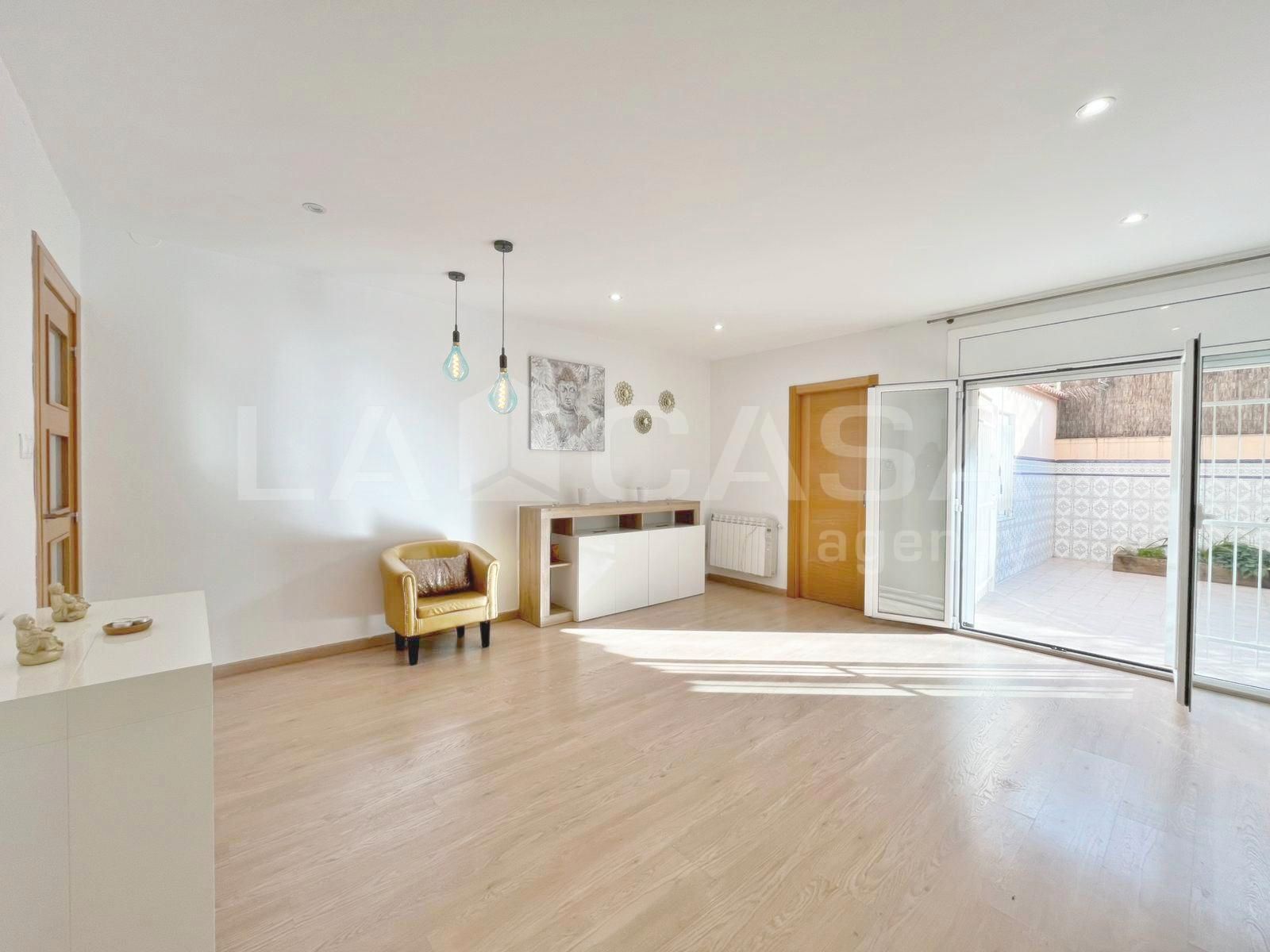 Living room of Planta baja for sale in Les Franqueses del Vallès  with Heating and Terrace