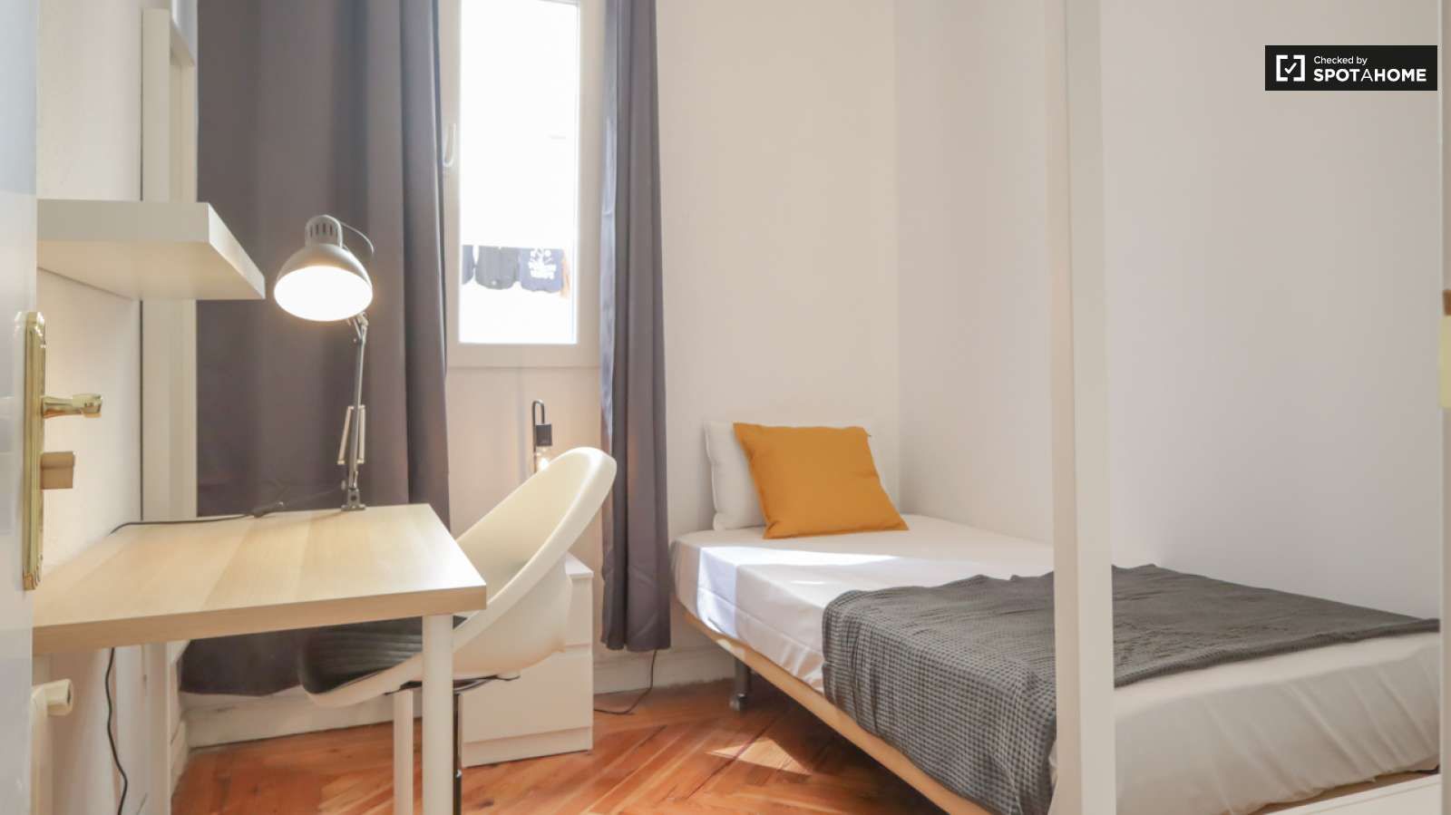 Flat to share in Palacio