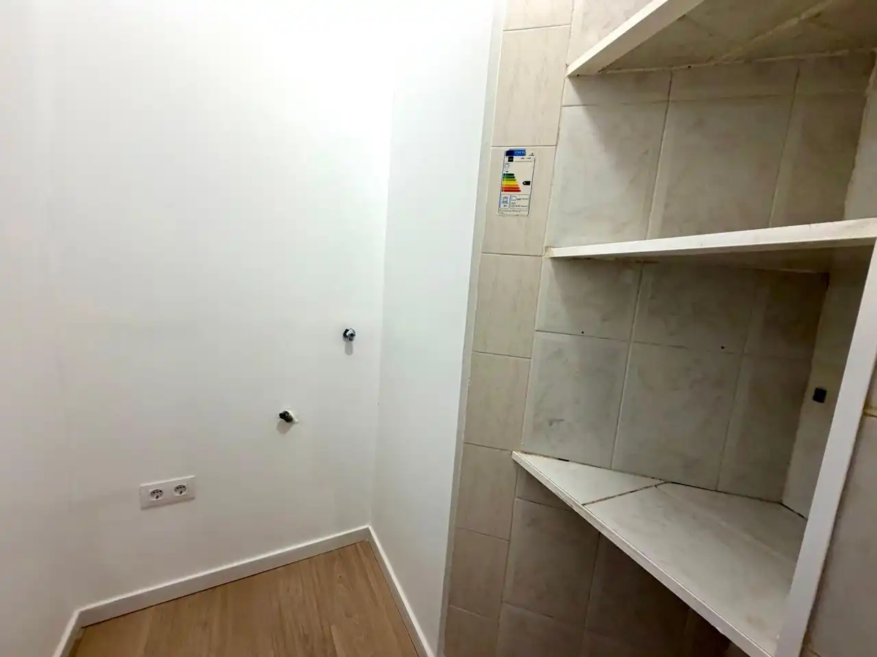 Piso en venta en Montcada i Reixac con Calefacción, Parquet y Terraza