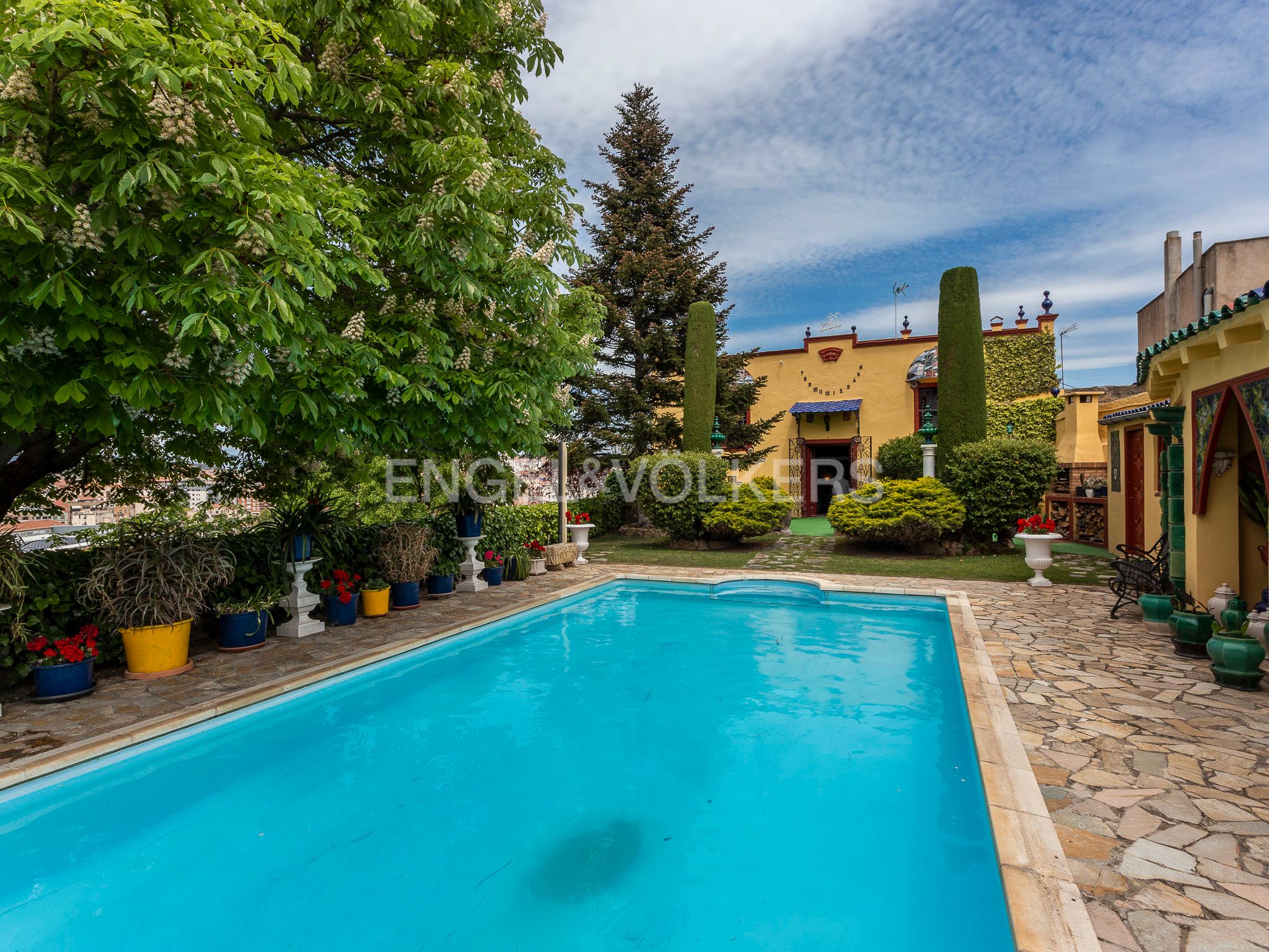 Piscina de Casa o xalet en venda en Manresa amb Calefacció, Jardí privat i Traster