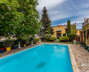 Swimming pool of House or chalet for sale in Manresa  with Air Conditioner, Heating and Private garden