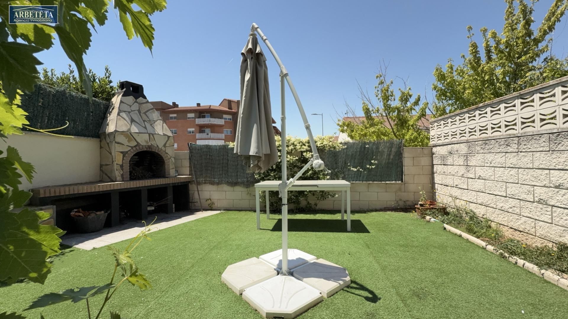 Terrace of Single-family semi-detached for sale in Guadalajara Capital  with Air Conditioner, Heating and Private garden
