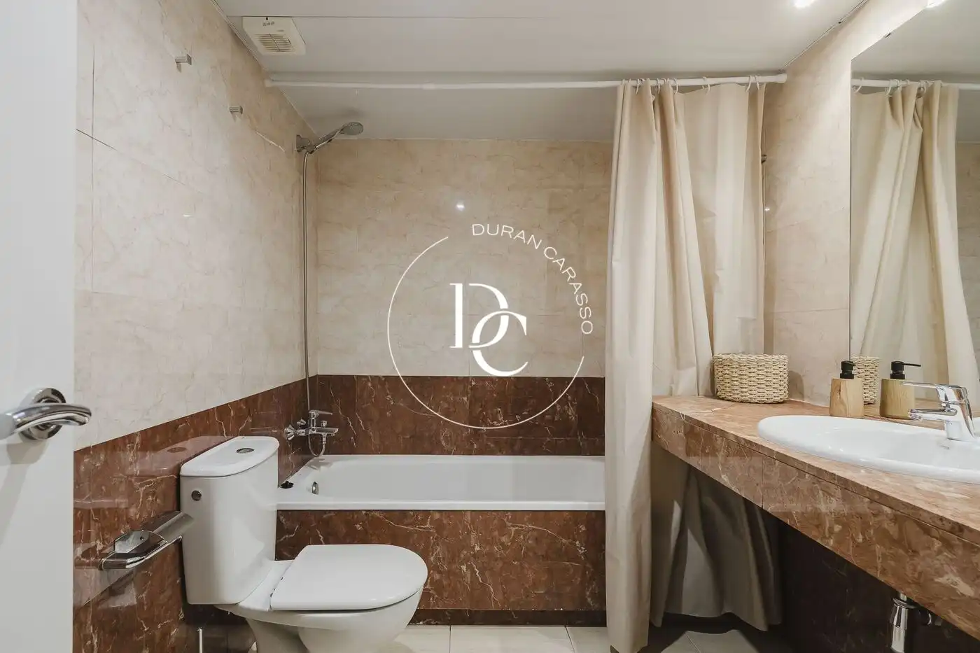Wohnung zur Miete in Carrer Tarongers, Can Pei