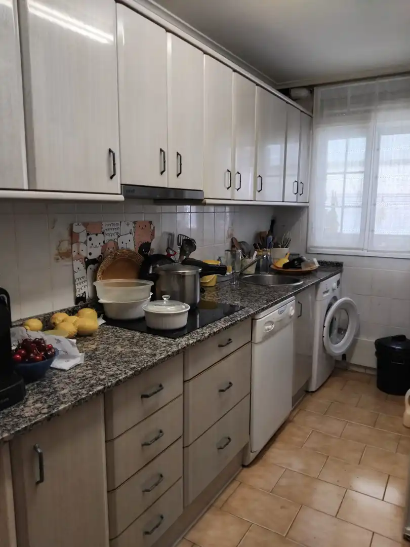 Cocina de Piso en venta en  Logroño con Calefacción y Amueblado