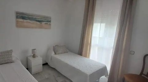 Foto 3 de Casa adosada en venta en Avenida de Andalucia, 77, Algodonales, Cádiz