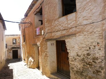 Casa amb balcó en venda a La Taha