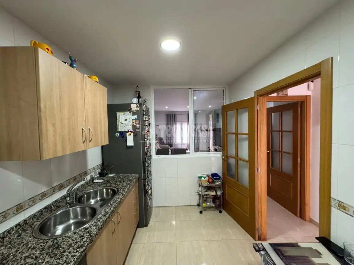 Küche von Wohnung zum Verkauf in Villafranca de los Barros mit Klimaanlage, Heizung und Terrasse