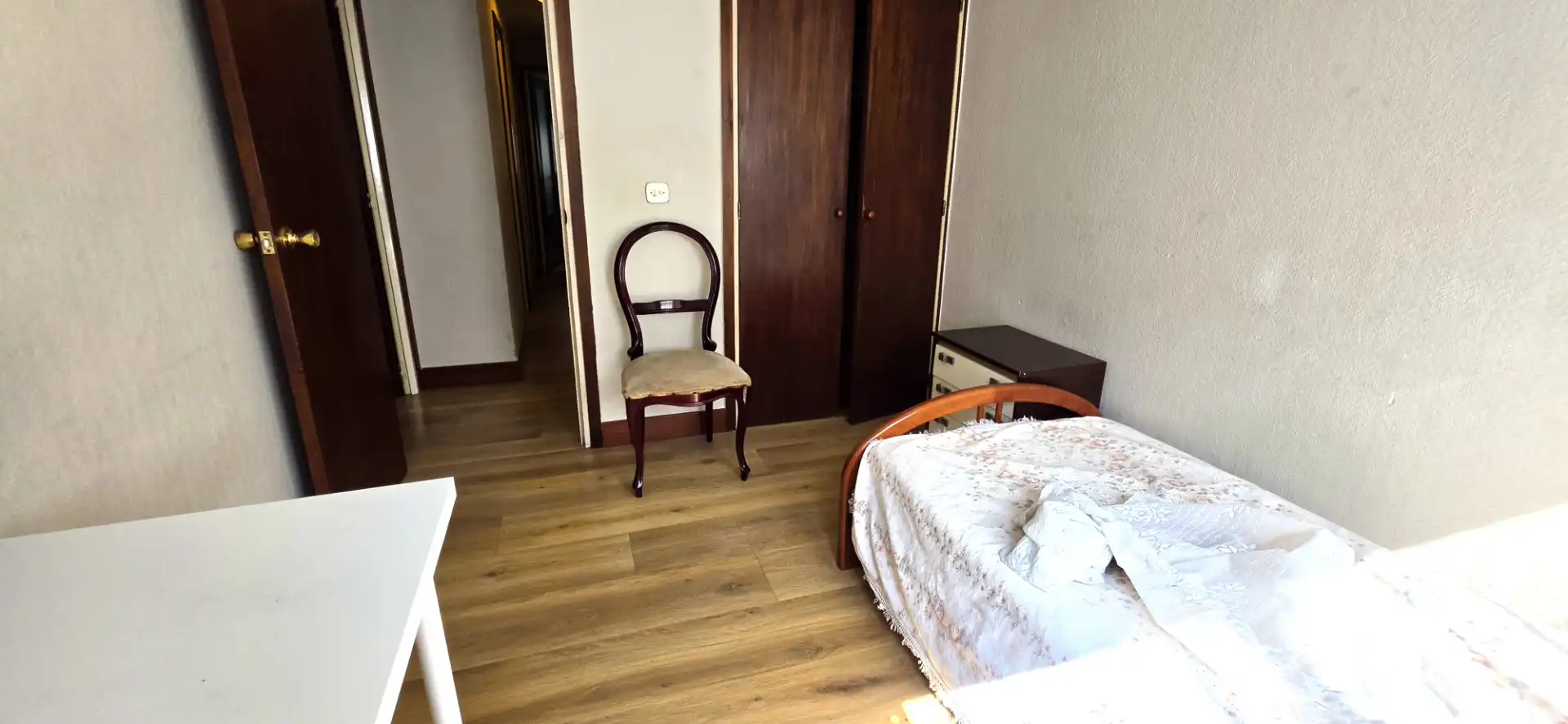 Bedroom of Flat for rent in Bilbao   with Heating, Parquet flooring and Furnished