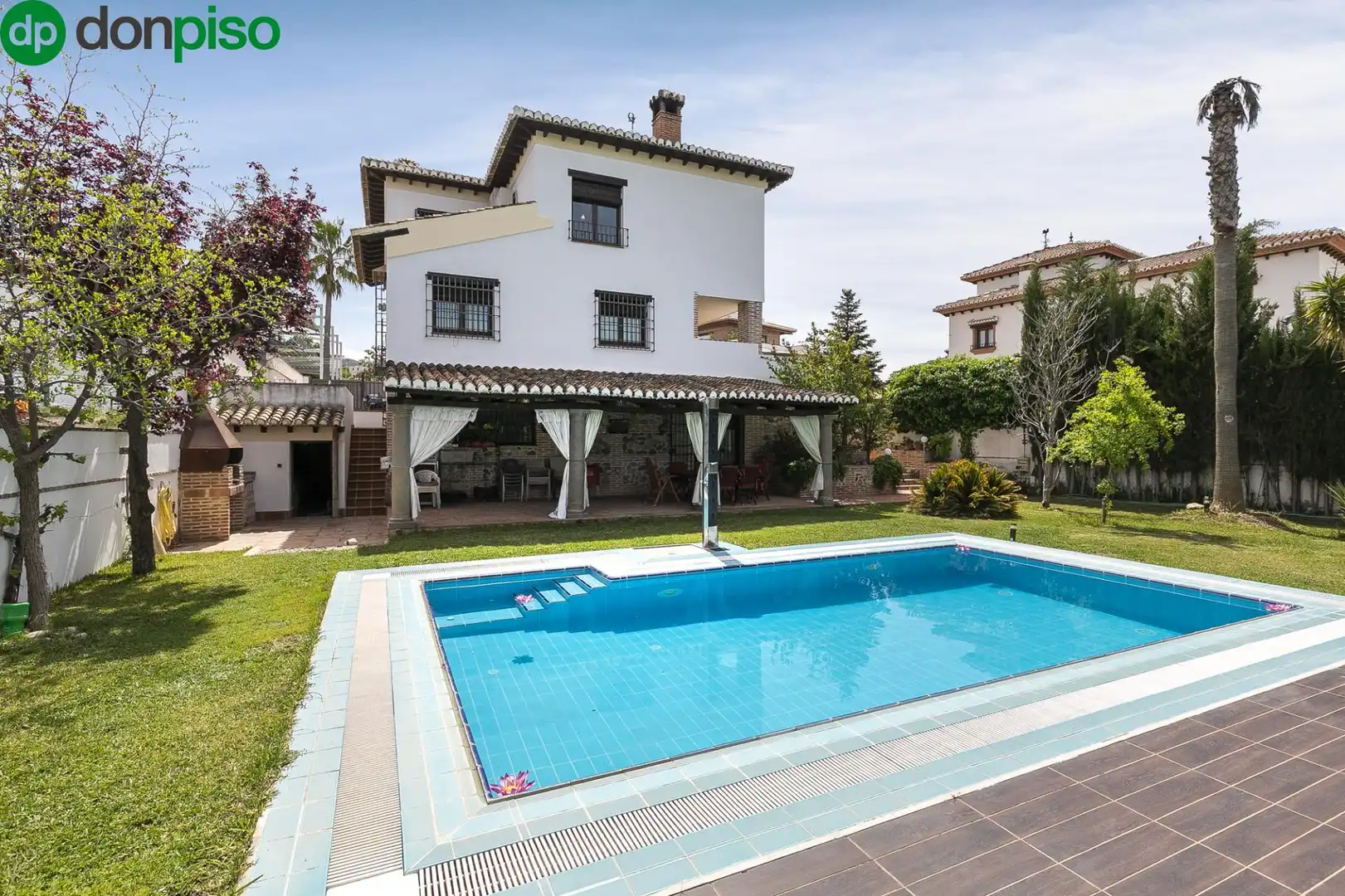 Houses for sale in Calle Cúllar Vega, Altos de la Zubia