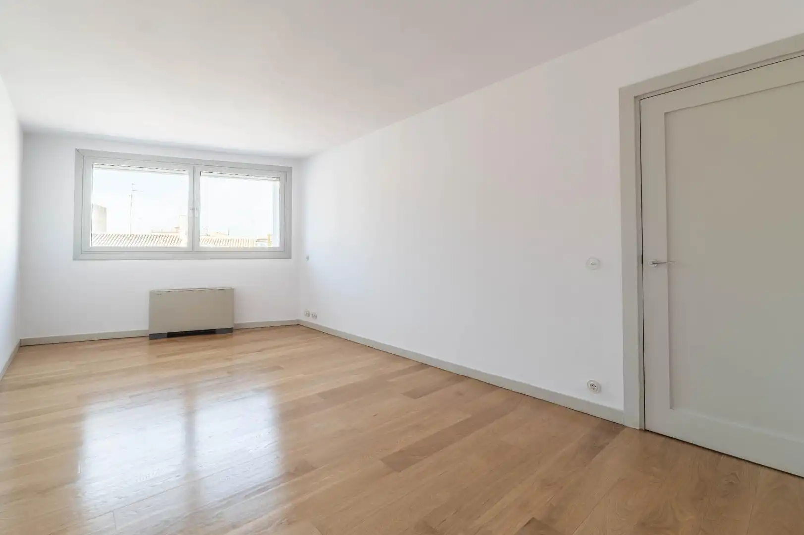 Habitación de Piso en venta en Granada con Calefacción, Parquet y Alarma