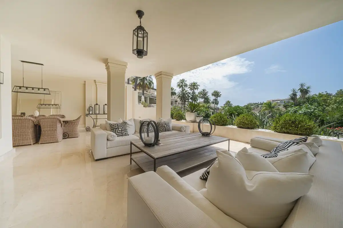 Apartament amb piscina en venda a Nueva Andalucía, imagen 12