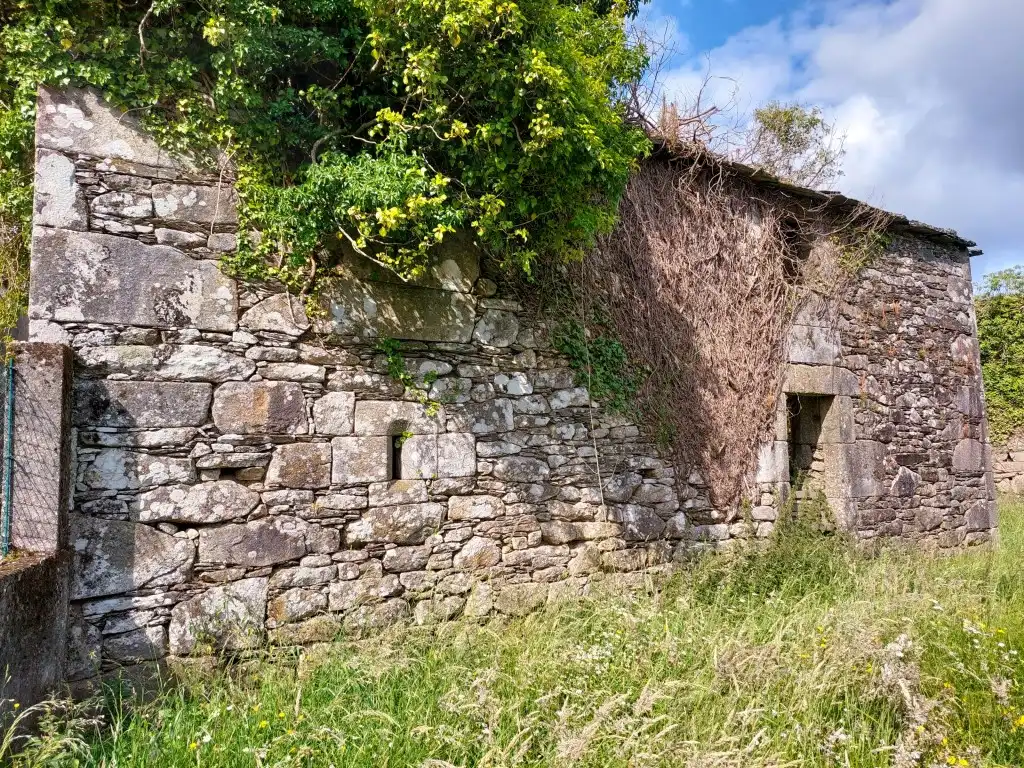 Country house zum Verkauf in Forcarei
