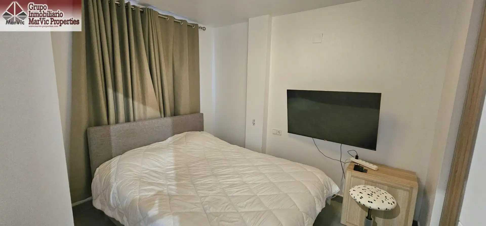 Dormitori de Casa o xalet en venda en La Nucia amb Aire condicionat, Jardí privat i Terrassa