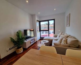 Sala d'estar de Apartament per a compartir en Oviedo  amb Terrassa